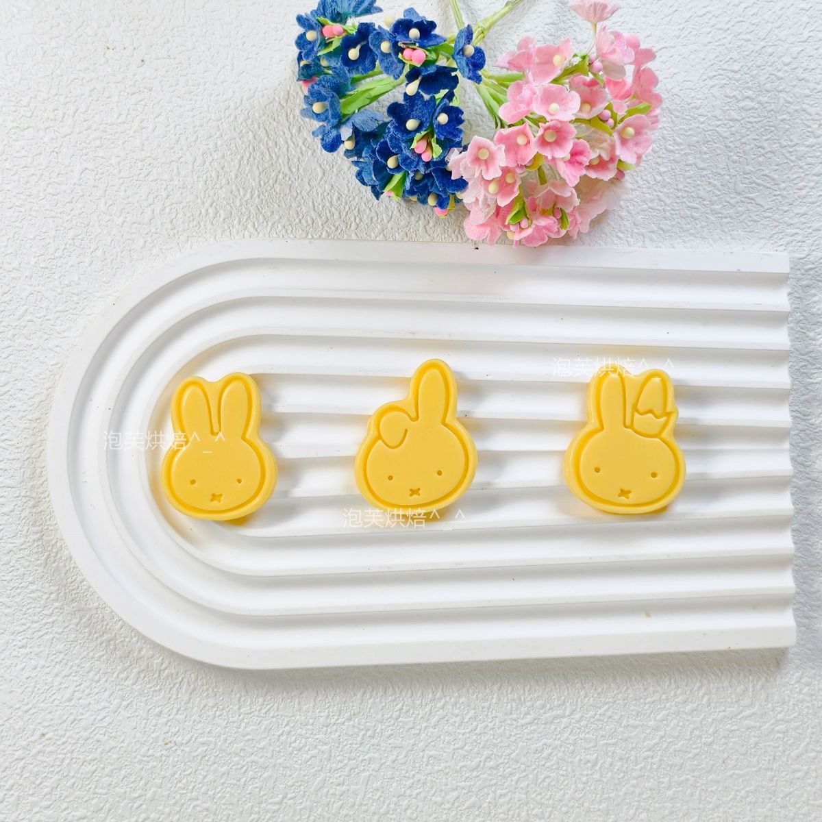Cute 3D Press Cookie Mold with - Kitchen Baking Products recension och pris